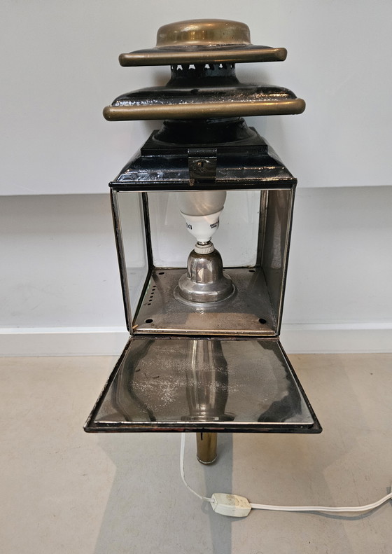Image 1 of Victoriaanse Messing Koetslamp