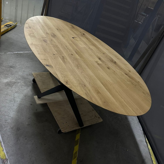 Carve – Bert Plantagie, Dining tables (photo 5 of 5)