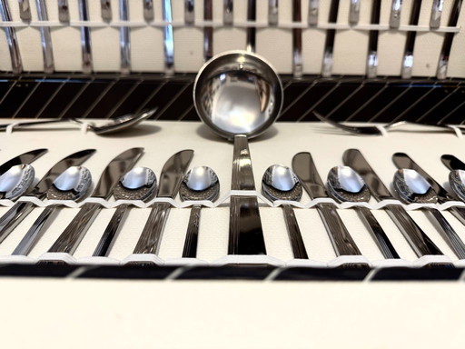 75-piece Art Deco Abert cutlery set