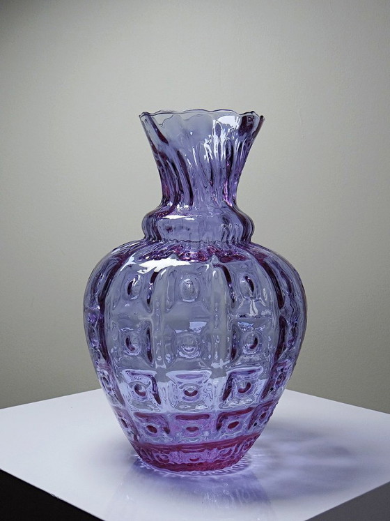 Image 1 of Empoli vase in Alexandrite glass, ranging from blue to pink, large textured model from the 1960s