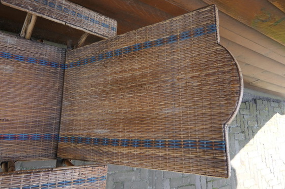 Image 1 of prachtige antieke Franse lounge ligstoel, gemaakt van rotan en bamboe