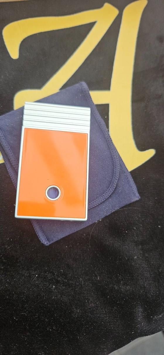 Image 1 of Handgefertigter Aschenbecher aus Eichenholz mit Epoxidharz – Individueller Zigarrenaschenbecher – Das perfekte Geschenk für die 
