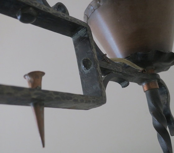 Image 1 of Brutalistische kroonluchter van smeedijzer en koper, jaren 1960