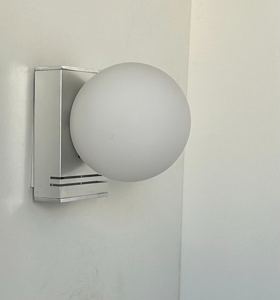 Image 1 of Lampada da parete vintage, cromo e opalina, Francia 1970