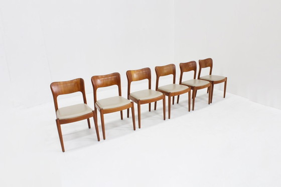 Image 1 of Ensemble de 6 chaises de salle à manger vintage danoises Niels Koefoed en teck 1960