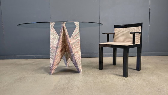 Image 1 of Architectonische eettafel van marmer en glas, jaren 70.