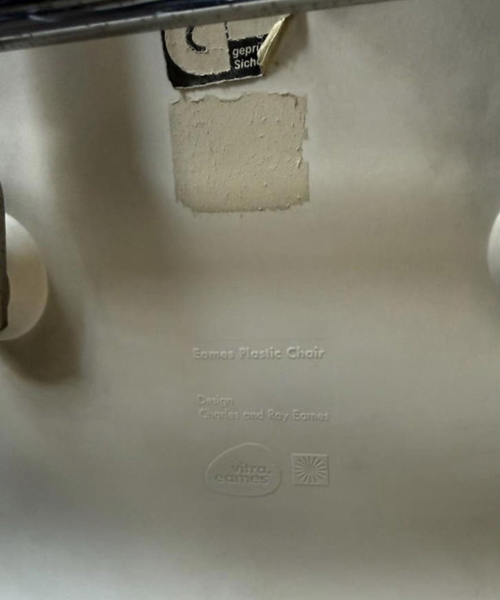 Image 1 of 6x Vitra Eames Plastic Side Chairs RE DSS, entworfen von Charles & Ray Eames für Vitra