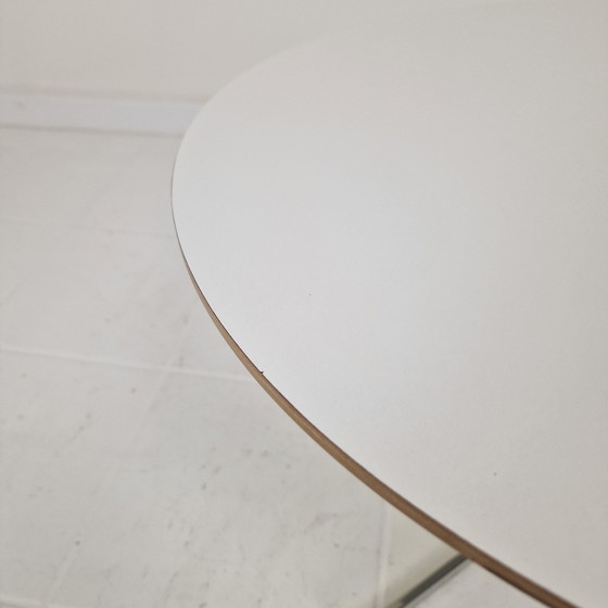 Image 1 of Mesa baja o auxiliar "Circle" de Pierre Paulin para Artifort