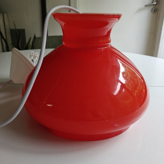 Image 1 of Vintage hanglamp uit de jaren 70 van rood opaalglas | Opnieuw bedraad | Space Age