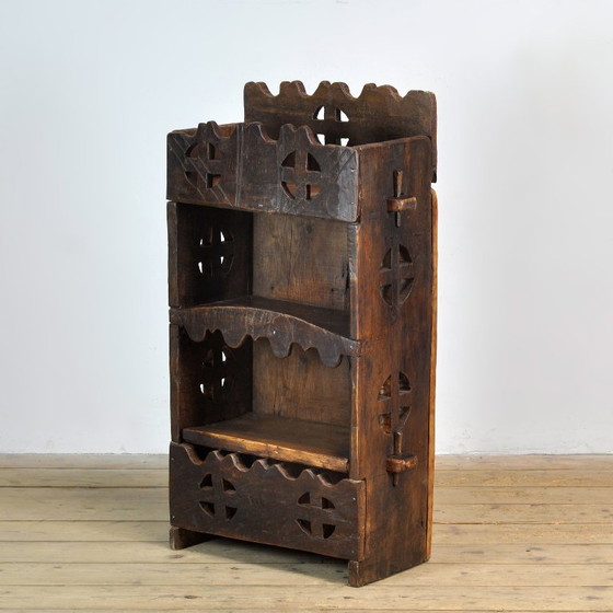 Cabinet d'art populaire roumain, vers 1950 – Meubles de rangement, Wood (photo 3 of 11)
