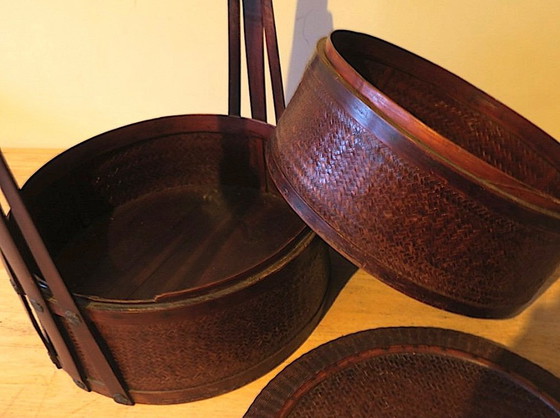 Image 1 of Antieke mand van hout en rotan met 3 vakken, 1900