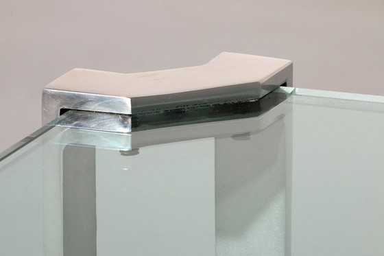 Image 1 of I tavoli T24 di Peter Ghyczy sono un set di due pezzi degli anni Settanta.