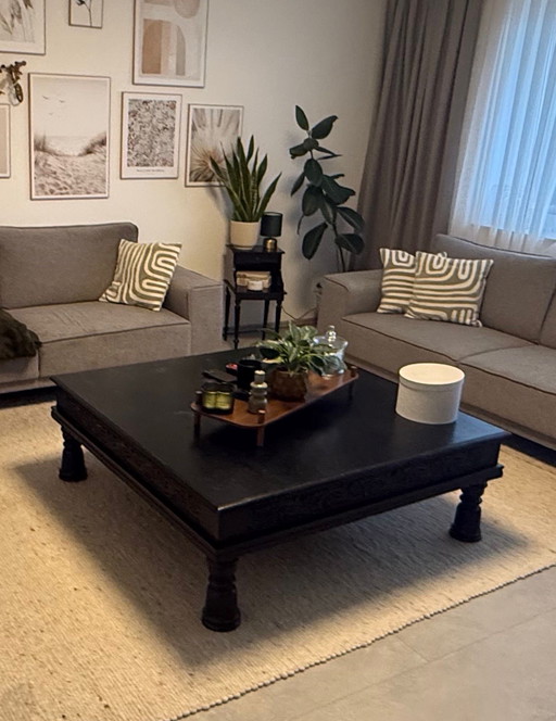 Tavolino da caffè artigianale in legno massello di sheesham - pezzo unico