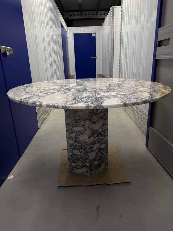 Image 1 of Mesa de comedor de mármol Calacatta Viola