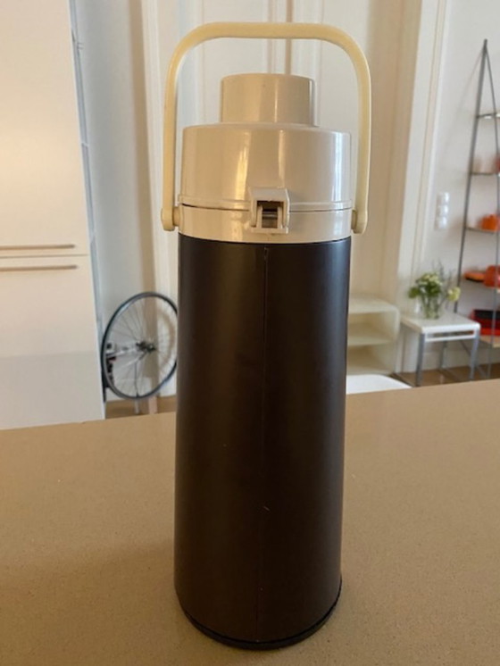 Image 1 of Space Age Metro Whale Thermosfles gemaakt in Taiwan uit de jaren 60/70