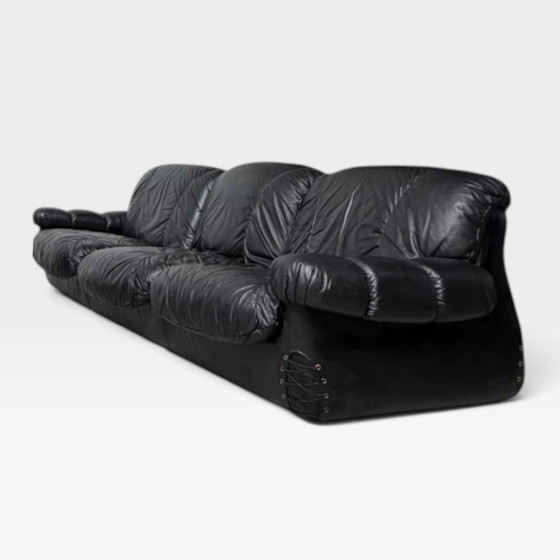 Sofa from the 70s – 3-5 seaters, Leather (photo 14 of 15)