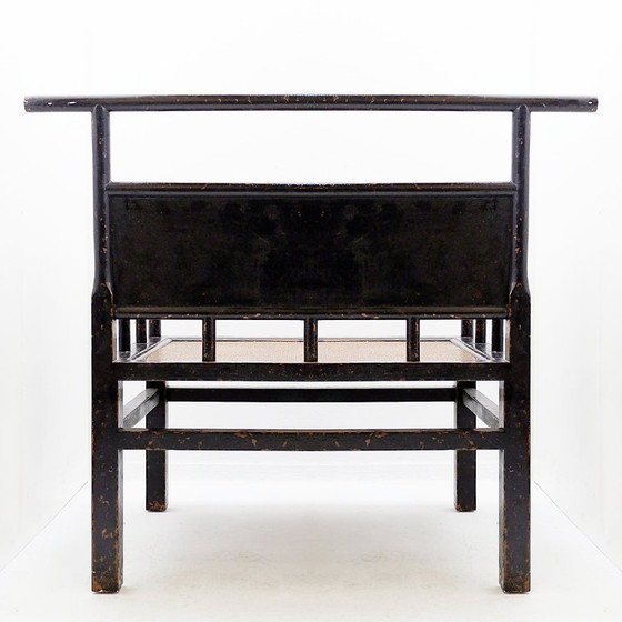 Image 1 of Paire de chaises de méditation en bois laqué et rotin - Japon, début du XXe siècle