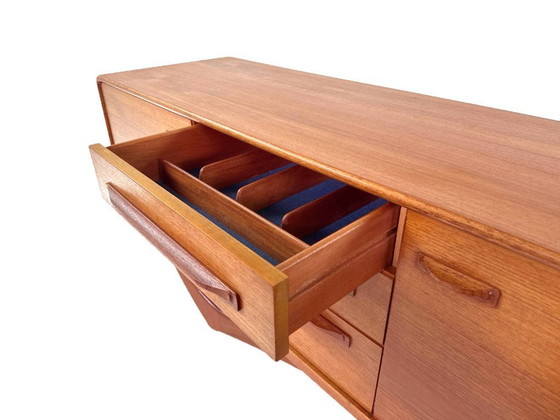 Image 1 of Aparador Beithcraft de mediados de siglo de Val Rossi, Escocia