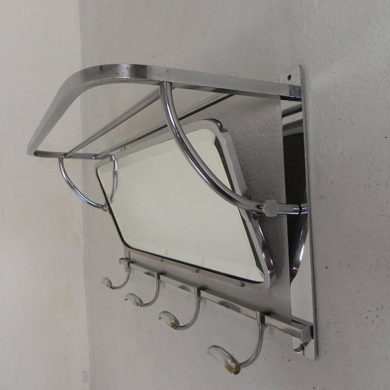 Image 1 of Perchero de pared Art Déco con espejo biselado ajustable en marco cromado, década de 1930.
