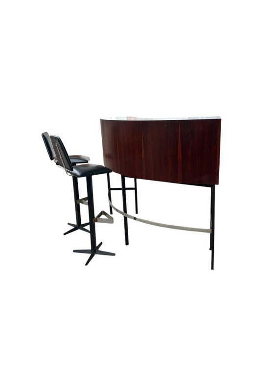 Image 1 of Bar in palissandro di metà secolo con sgabelli da bar