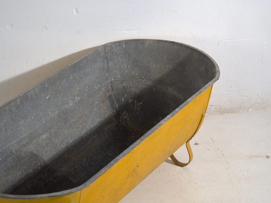 Rustic galvanized-metal container for garden or storage – Central Europe, circa 1910 – Plant pot (photo 18 of 39)