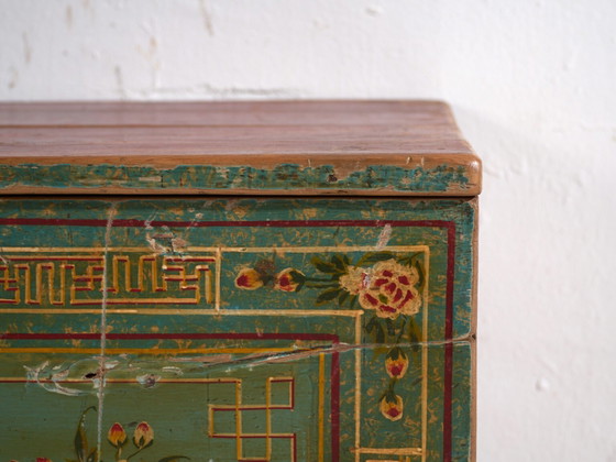 Baúl chino antiguo pintado en madera de pino - China, c.1900 – Armarios de almacenamiento (photo 35 of 40)