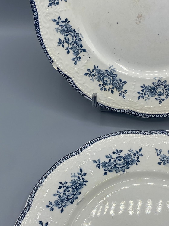 2 grote Badonviller-borden - Richelieu-patroon - Blauwe boeketten - begin 20e eeuw – Servies (photo 2 of 4)