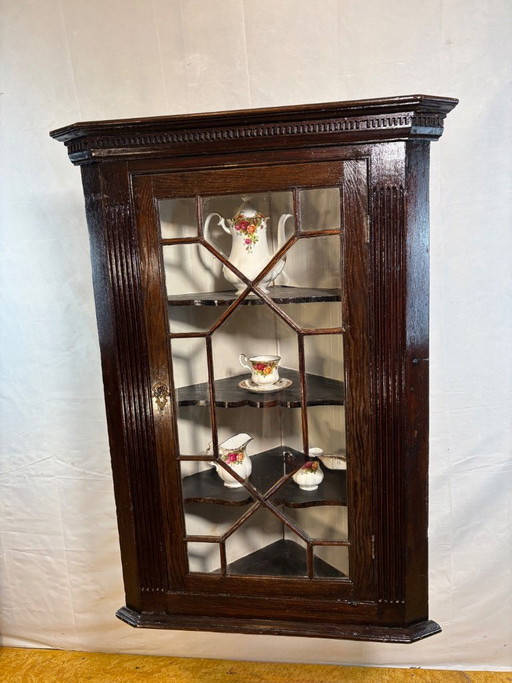 Antique Georgian Hanging Corner Cabinet – Circa 1830  A beautiful antique Georgian hanging corner cabinet dating from around 183