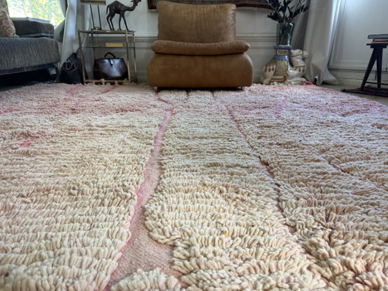 XXL Marokkanischer Wollteppich in Zartrosa – 383 × 256 cm – Teppiche & Läufer, Wool (photo 2 of 8)