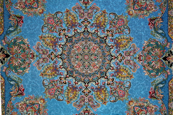 Image 1 of Oosters handgemaakt tafelkleed, zeer fijn vervaardigd uit zijden draden, 100 x 100 cm