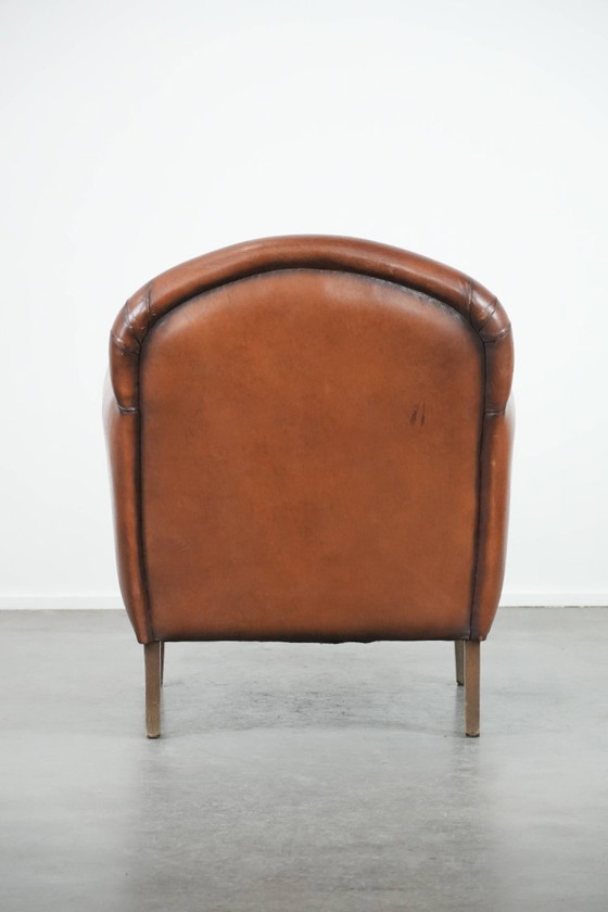 Image 1 of Schapenleren Art Deco design armchair met tijdloze en warme kleuren