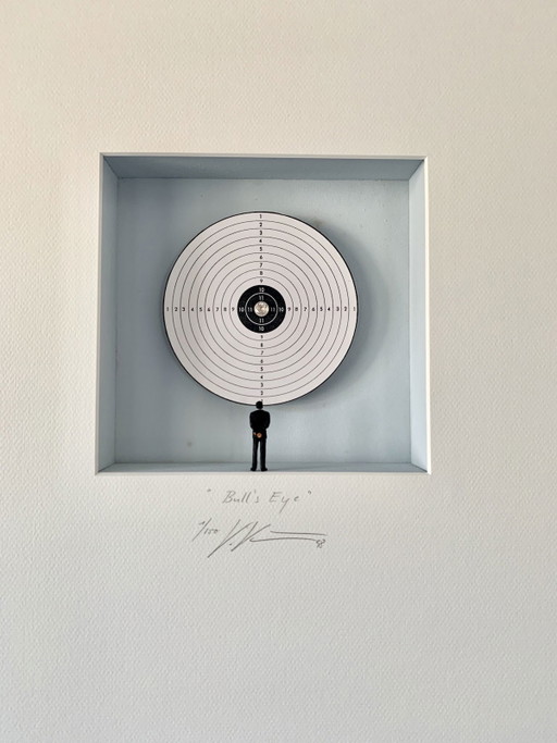 VOLKER KÜHN, 'En el blanco'.