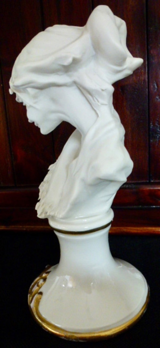 Image 1 of Capodimonte, 2x Nico Venzo Busts - Bisque porcelain.