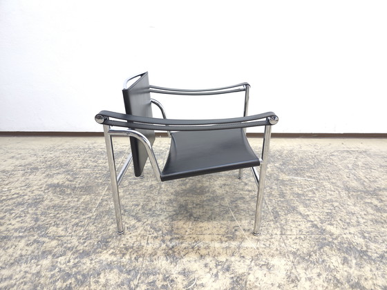 Image 1 of Cassina LC1 Armchair Set of 2 Designer Armchairs Leather Armchairs Chair Le Corbusier