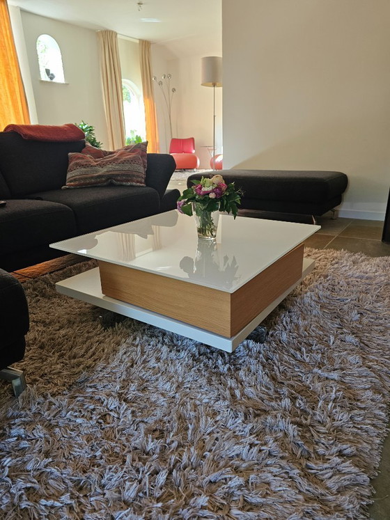 Image 1 of Hulsta coffee table CT 90