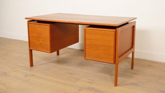 Image 1 of Bureau vintage | Conception danoise | Teck | Arné Vodder