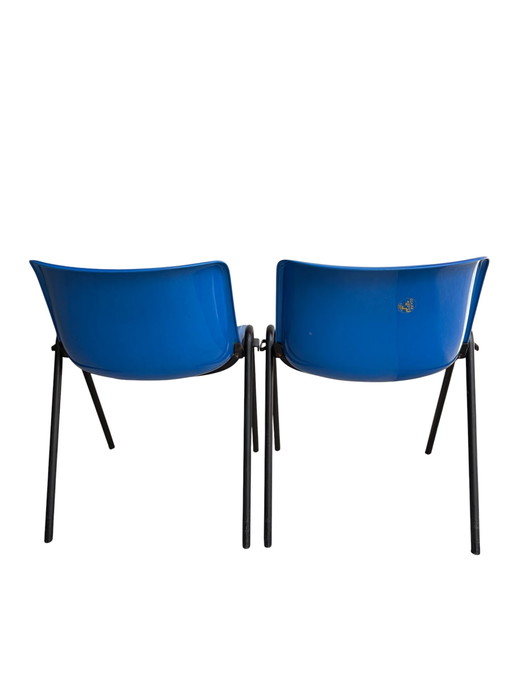 Chaises Modus – Osvaldo Borsani pour Tecno – Italie 