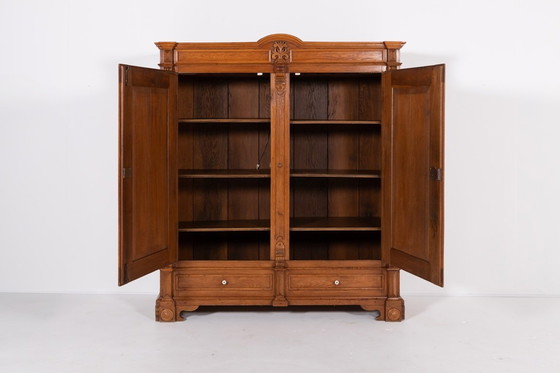 Image 1 of Vintage eikenhouten kast