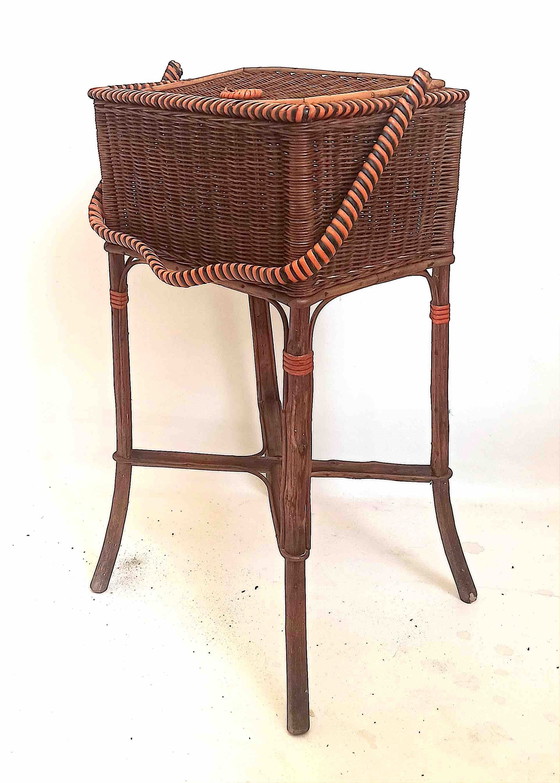 Image 1 of Rieten arbeider jaren 50 Hoogte 72,5 cm