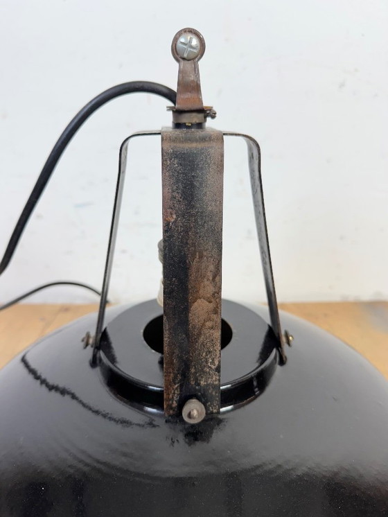 Image 1 of Industriële Franse zwarte emaille hanglamp van MAZDA, jaren 60