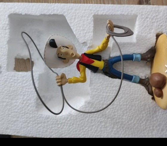 Image 1 of Lucky Luke Figurine