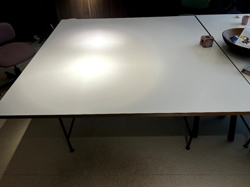 Richard Lampert Eiermann table