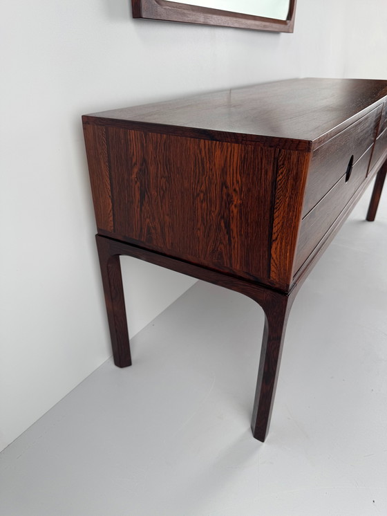 Image 1 of Aksel Kjersgaard Model 394 dressoir + Model 168 spiegel – zeldzame bijpassende set in prachtig palissanderhout