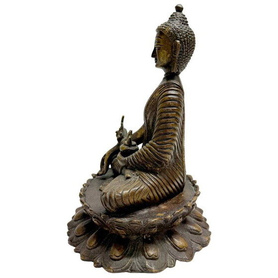 Antique Bronze Sino-Tibetan Buddha Statue on Lotus Throne – Sculpture (photo 7 of 10)