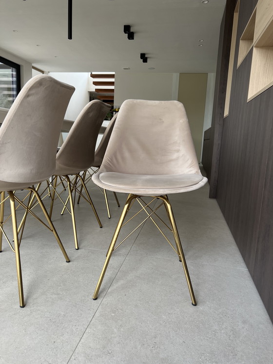 Image 1 of Eettafel wit + 8 stoelen