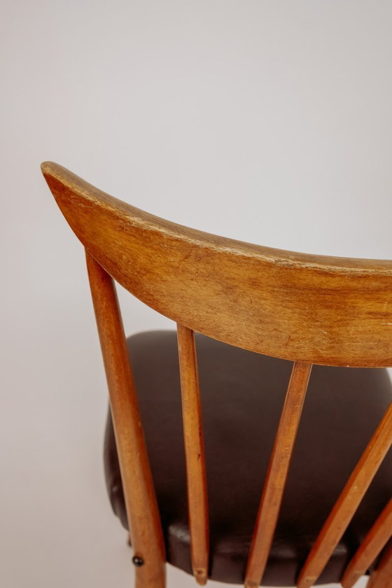 Image 1 of 4x Vintage Spindle Dining Room Chairs