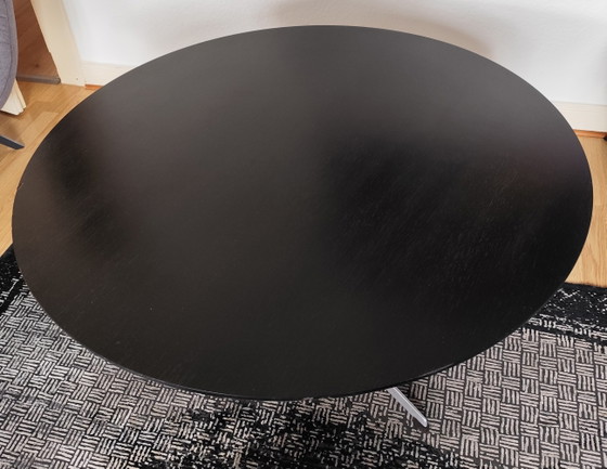 Image 1 of Arne Jacobsen for Fritz Hansen RARE 3-Arm Black - Model 3513 / coffee table (1958/60) Ø 110 cm
