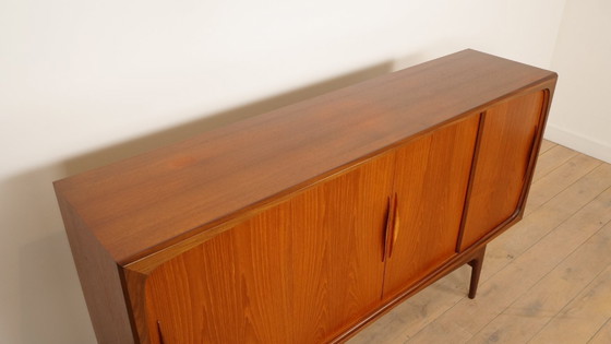 Image 1 of Credenza alta vintage | Johannes Andersen | Design danese | Teak