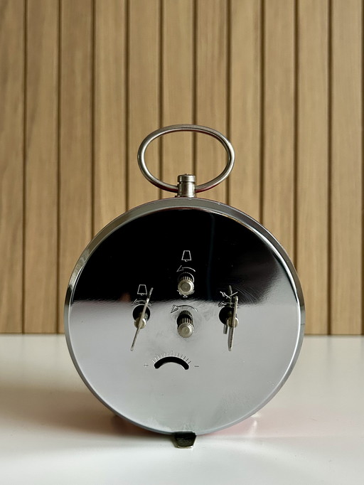 Vintage PRIM alarm clock - Red