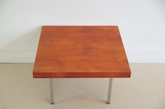 Image 1 of Mesa de centro cuadrada Artifort